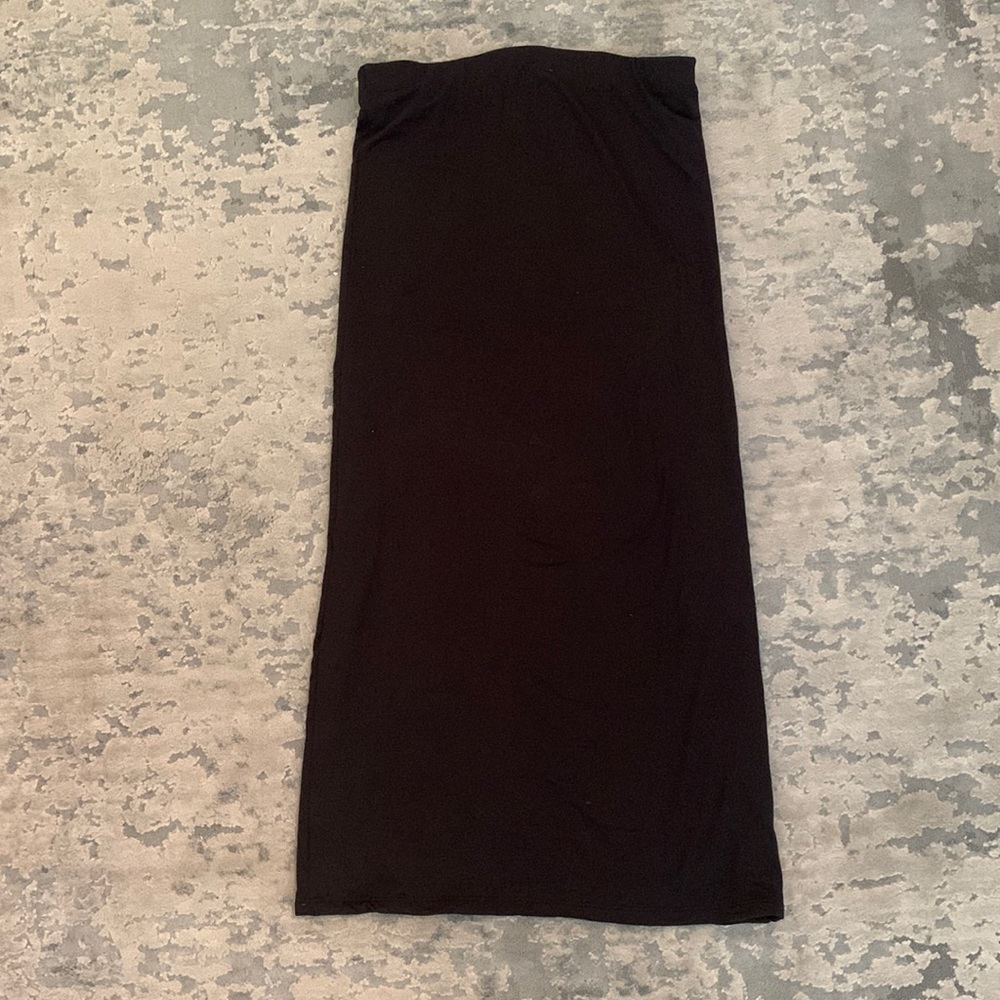 Black bump suit skirt never worn tags on size small